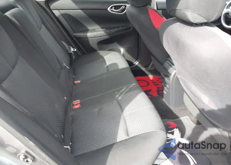 2017 Nissan Sentra Sr z USA, uszkodzony, nr VIN 3N1AB7AP2HY331735